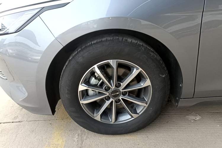 Used BYD Destroyer 05 2024 HONOR Edition DM-i 55KM Luxury Model Exterior 4