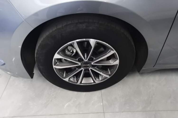 Used BYD Destroyer 05 2024 HONOR Edition DM-i 55KM Luxury Model Exterior 4