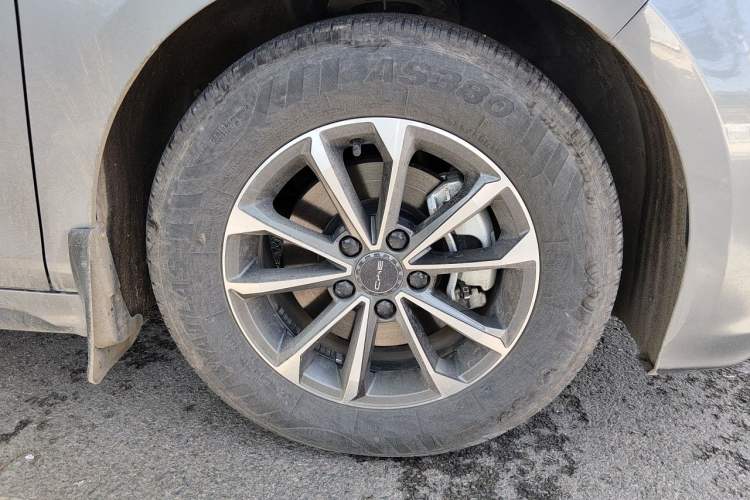 Used BYD Destroyer 05 2024 HONOR Edition DM-i 55KM Luxury Model Exterior 4