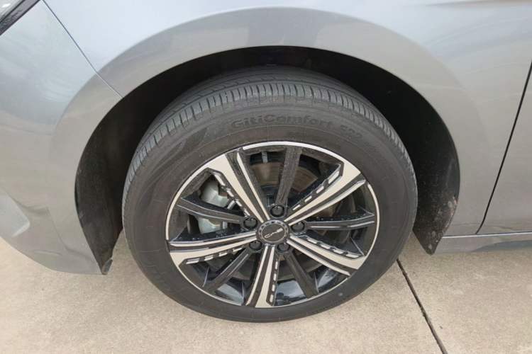 Used BYD Destroyer 05 2024 HONOR Edition DM-i 120KM Prestige Model Exterior 4