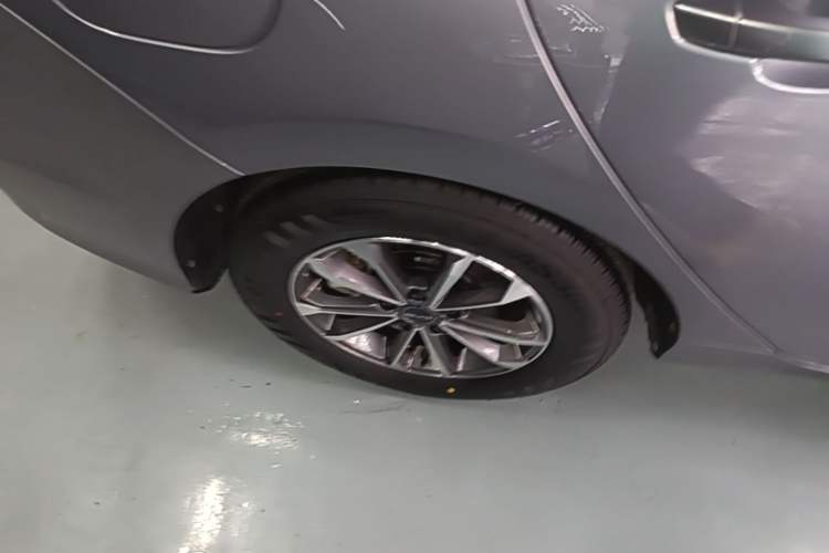Used BYD Destroyer 05 2024 HONOR Edition DM-i 55KM Luxury Model Exterior 5