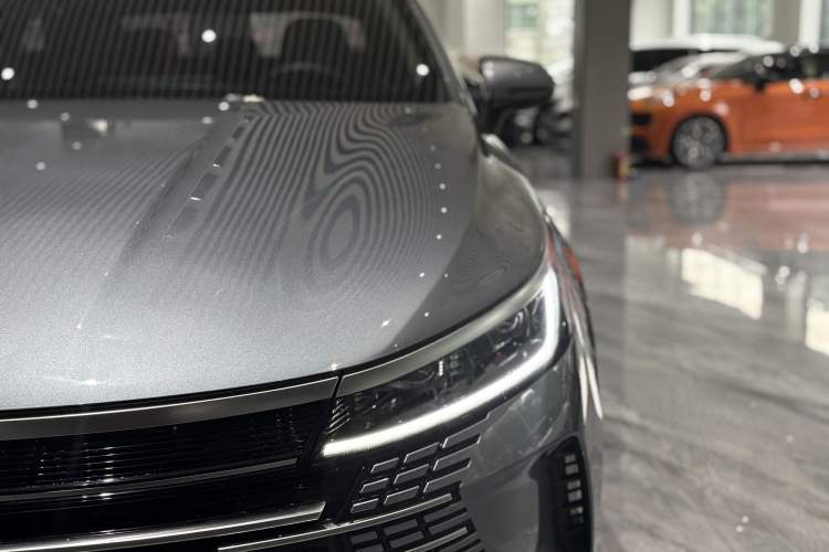 Used BYD Destroyer 05 2024 HONOR Edition DM-i 55KM Luxury Model Exterior 5
