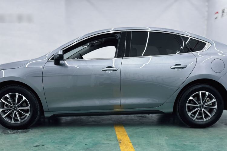 Used BYD Destroyer 05 2024 HONOR Edition DM-i 55KM Luxury Model Exterior 5