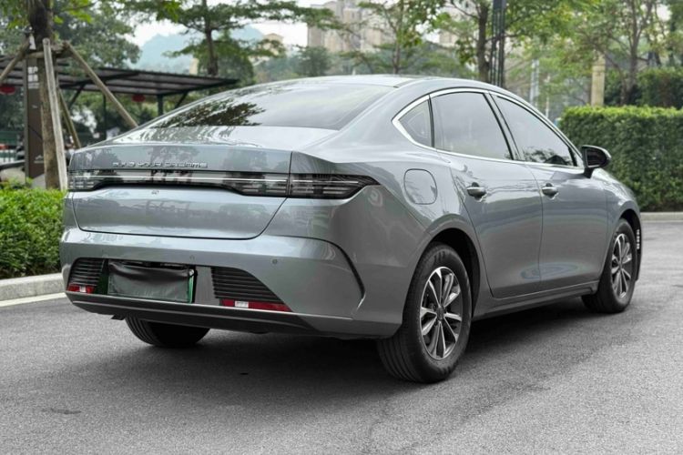 Used BYD Destroyer 05 2024 HONOR Edition DM-i 55KM Luxury Model Exterior 9