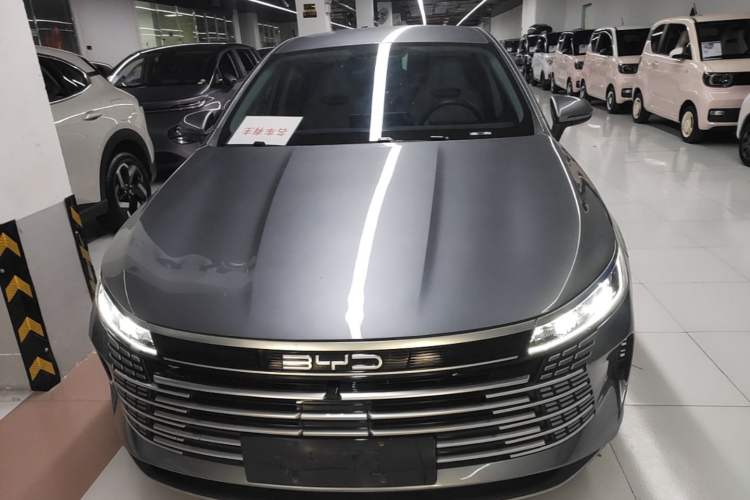 Used BYD Destroyer 05 2024 HONOR Edition DM-i 55KM Luxury Model Front