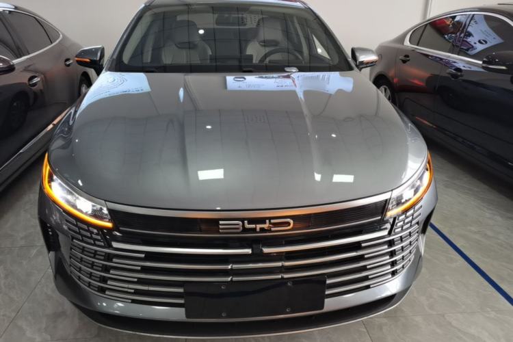 Used BYD Destroyer 05 2024 HONOR Edition DM-i 55KM Luxury Model Front