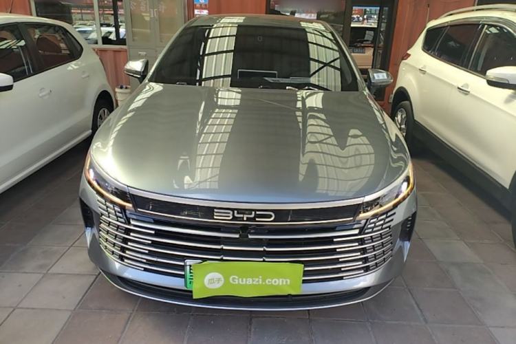 Used BYD Destroyer 05 2024 Honor Edition DM-i 120KM Luxury Model Front