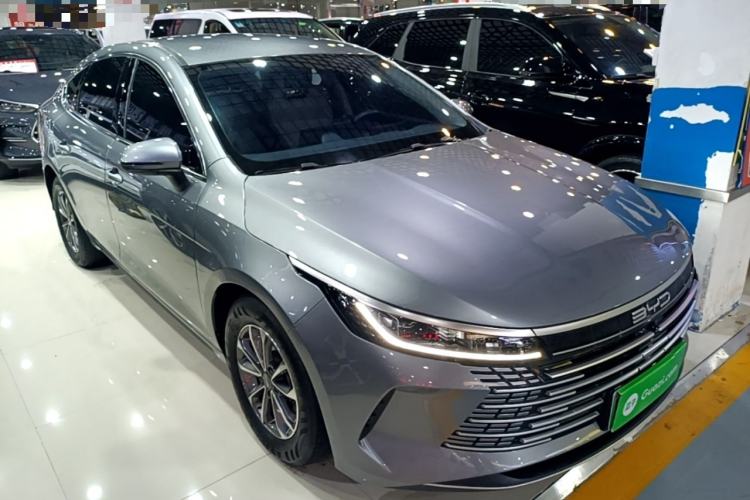 Used BYD Destroyer 05 2024 HONOR Edition DM-i 55KM Luxury Model Front Right 45 Deg