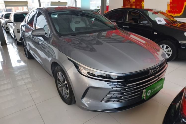 Used BYD Destroyer 05 2024 HONOR Edition DM-i 55KM Luxury Model Front Right 45 Deg
