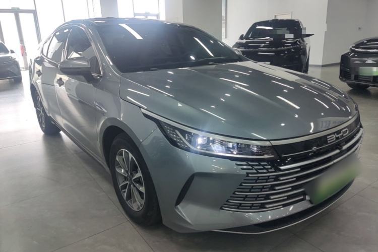 Used BYD Destroyer 05 2024 HONOR Edition DM-i 55KM Luxury Model Front Right 45 Deg