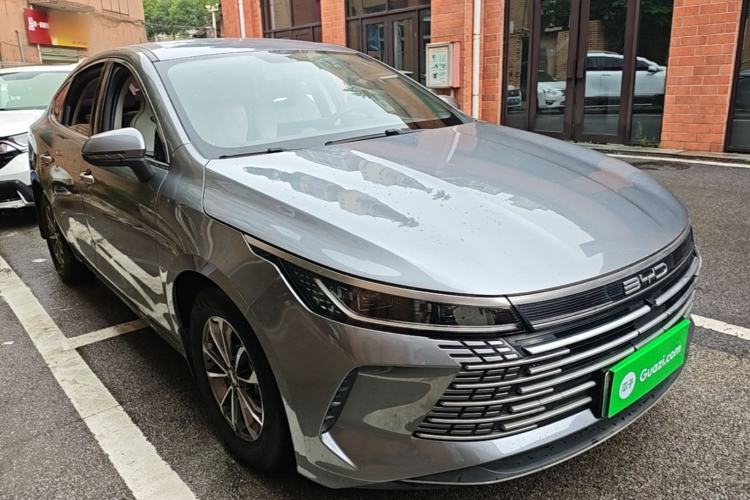 Used BYD Destroyer 05 2024 HONOR Edition DM-i 55KM Luxury Model Front Right 45 Deg