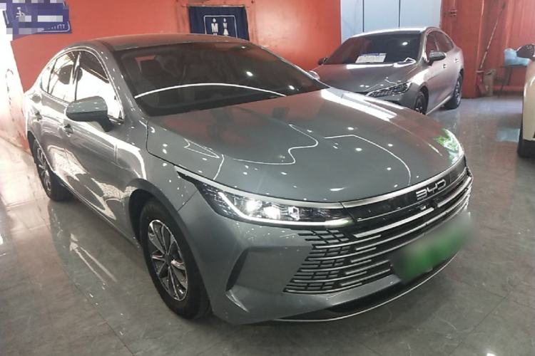 Used BYD Destroyer 05 2024 HONOR Edition DM-i 55KM Luxury Model Front Right 45 Deg