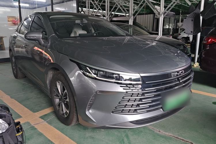 Used BYD Destroyer 05 2024 HONOR Edition DM-i 55KM Luxury Model Front Right 45 Deg
