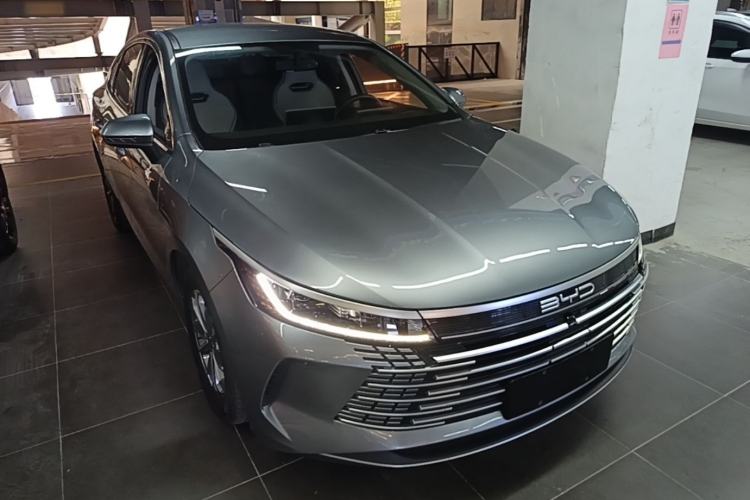 Used BYD Destroyer 05 2024 HONOR Edition DM-i 55KM Luxury Model Front Right 45 Deg