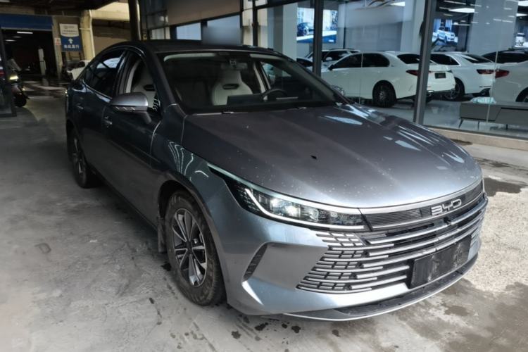 Used BYD Destroyer 05 2024 HONOR Edition DM-i 55KM Luxury Model Front Right 45 Deg