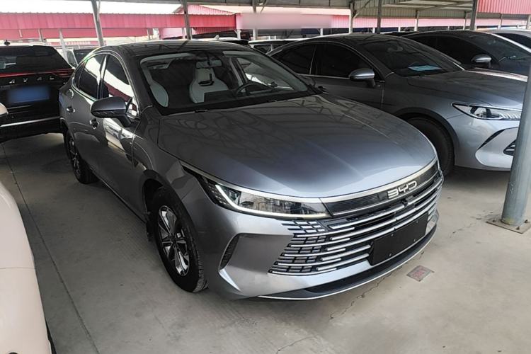 Used BYD Destroyer 05 2024 HONOR Edition DM-i 55KM Luxury Model Front Right 45 Deg