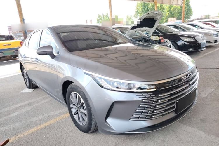 Used BYD Destroyer 05 2024 HONOR Edition DM-i 55KM Luxury Model Front Right 45 Deg