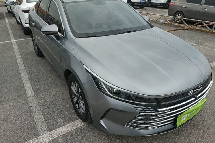 Used BYD Destroyer 05 2024 HONOR Edition DM-i 55KM Luxury Model Front Right 45 Deg