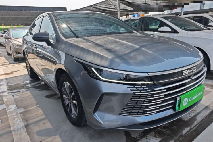 Used BYD Destroyer 05 2024 HONOR Edition DM-i 55KM Luxury Model Front Right 45 Deg