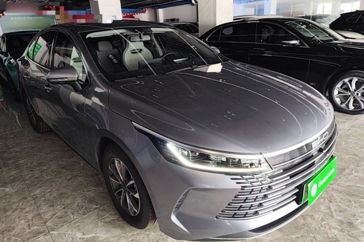 Used BYD Destroyer 05 2024 HONOR Edition DM-i 55KM Luxury Model Front Right 45 Deg