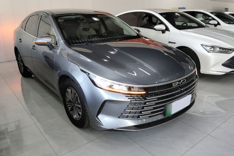 Used BYD Destroyer 05 2024 HONOR Edition DM-i 55KM Luxury Model Front Right 45 Deg