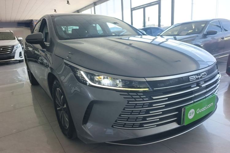 Used BYD Destroyer 05 2024 HONOR Edition DM-i 55KM Luxury Model Front Right 45 Deg