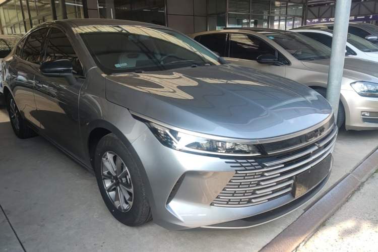 Used BYD Destroyer 05 2024 HONOR Edition DM-i 55KM Luxury Model Front Right 45 Deg
