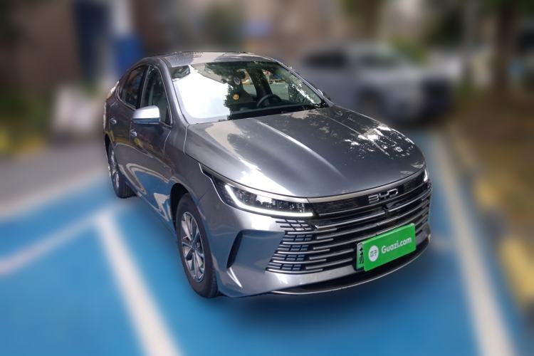 Used BYD Destroyer 05 2024 HONOR Edition DM-i 55KM Luxury Model Front Right 45 Deg
