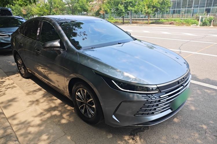 Used BYD Destroyer 05 2024 HONOR Edition DM-i 55KM Luxury Model Front Right 45 Deg