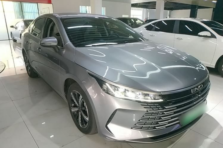 Used BYD Destroyer 05 2024 Honor Edition DM-i 120KM Luxury Model Front Right 45 Deg