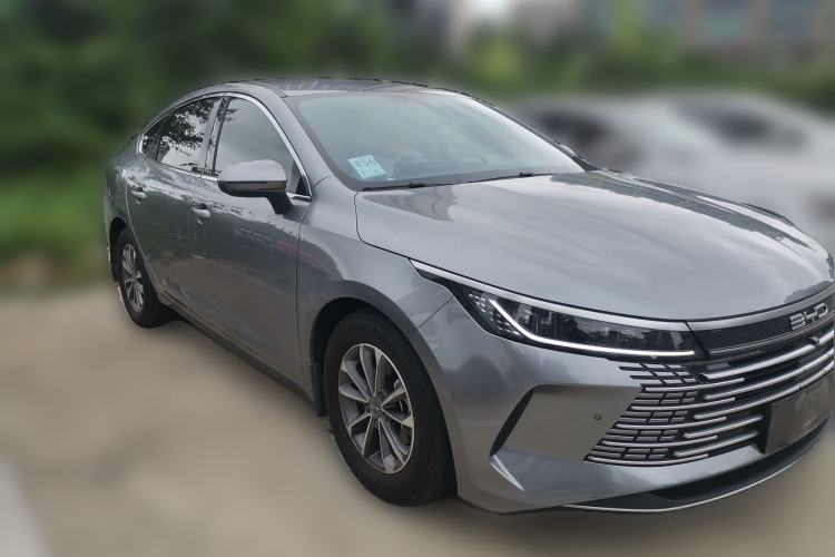 Used BYD Destroyer 05 2024 HONOR Edition DM-i 55KM Luxury Model Front Right 45 Deg