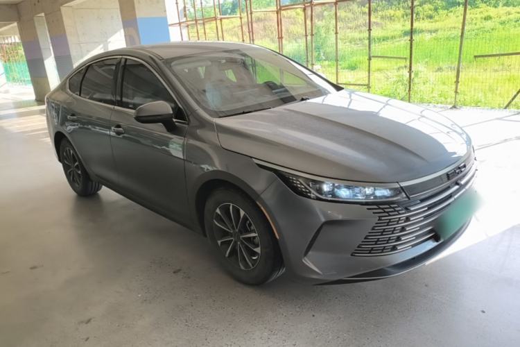 Used BYD Destroyer 05 2024 HONOR Edition DM-i 55KM Luxury Model Front Right 45 Deg