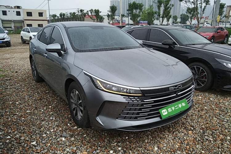 Used BYD Destroyer 05 2024 HONOR Edition DM-i 55KM Luxury Model Front Right 45 Deg