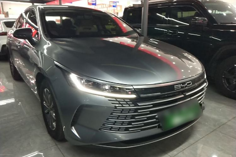 Used BYD Destroyer 05 2024 HONOR Edition DM-i 55KM Luxury Model Front Right 45 Deg