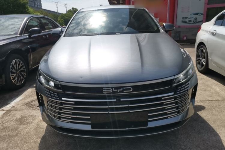 Used BYD Destroyer 05 2024 HONOR Edition DM-i 55KM Luxury Model Front