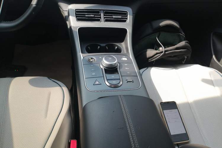 Used BYD Destroyer 05 2024 HONOR Edition DM-i 55KM Luxury Model Gear Lever