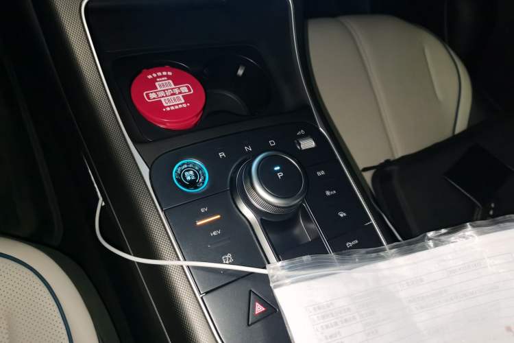 Used BYD Destroyer 05 2024 HONOR Edition DM-i 55KM Luxury Model Gear Lever