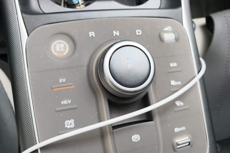 Used BYD Destroyer 05 2024 HONOR Edition DM-i 55KM Luxury Model Gear Lever