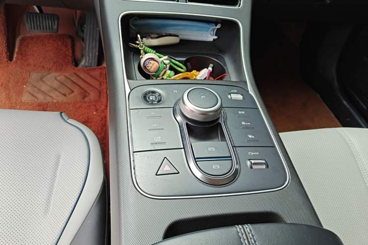 Used BYD Destroyer 05 2024 HONOR Edition DM-i 55KM Luxury Model Gear Lever
