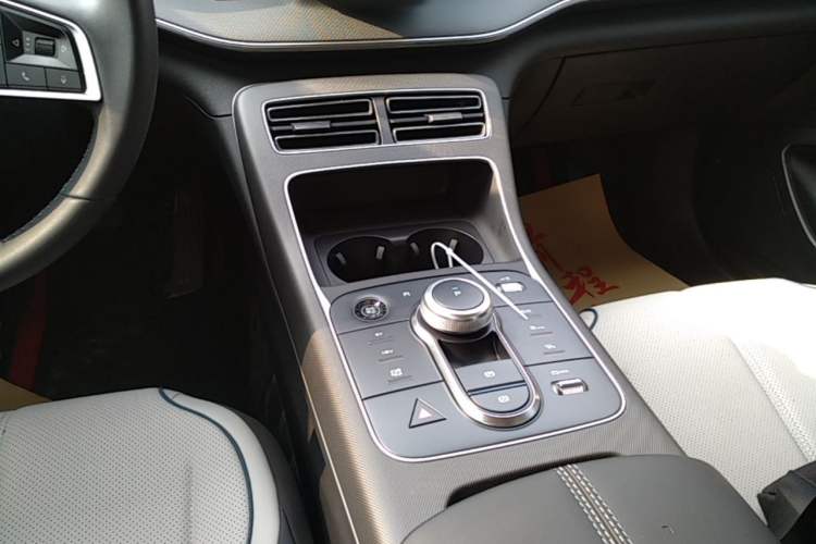 Used BYD Destroyer 05 2024 HONOR Edition DM-i 55KM Luxury Model Gear Lever