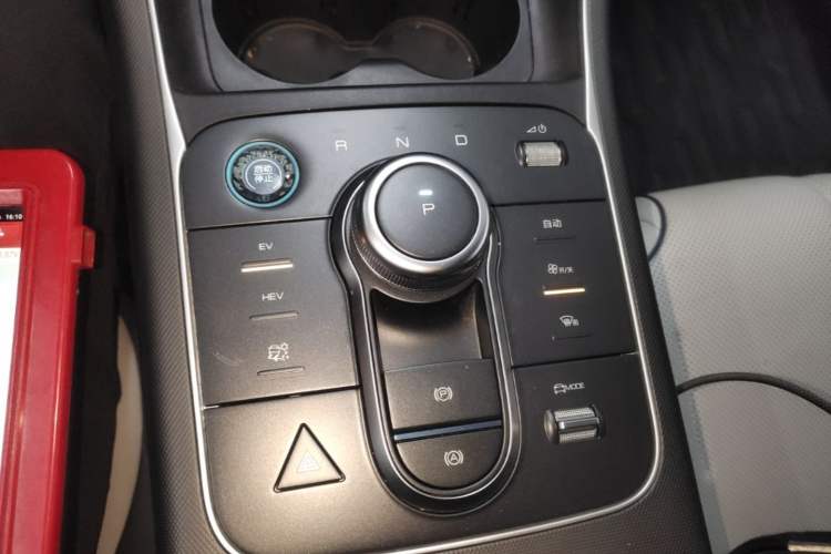 Used BYD Destroyer 05 2024 HONOR Edition DM-i 55KM Luxury Model Gear Lever