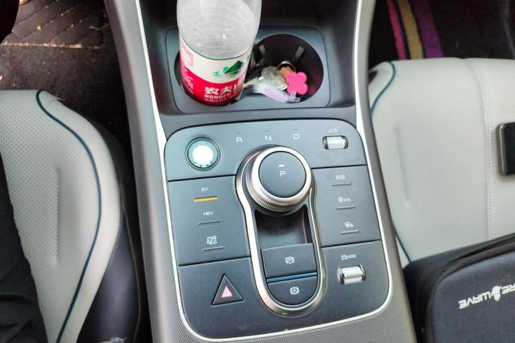 Used BYD Destroyer 05 2024 HONOR Edition DM-i 55KM Luxury Model Gear Lever