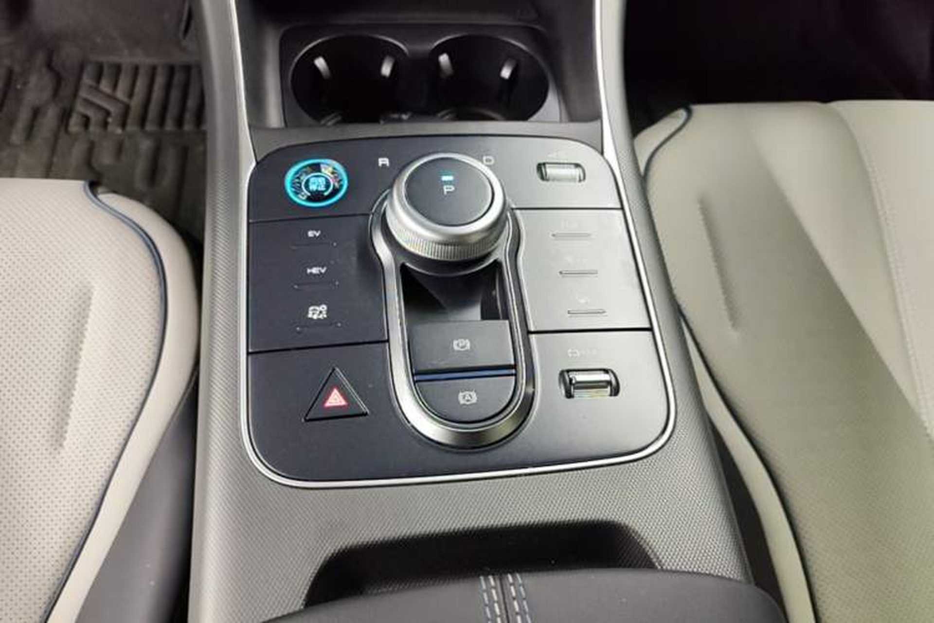 Used BYD Destroyer 05 2024 HONOR Edition DM-i 55KM Luxury Model Gear Lever