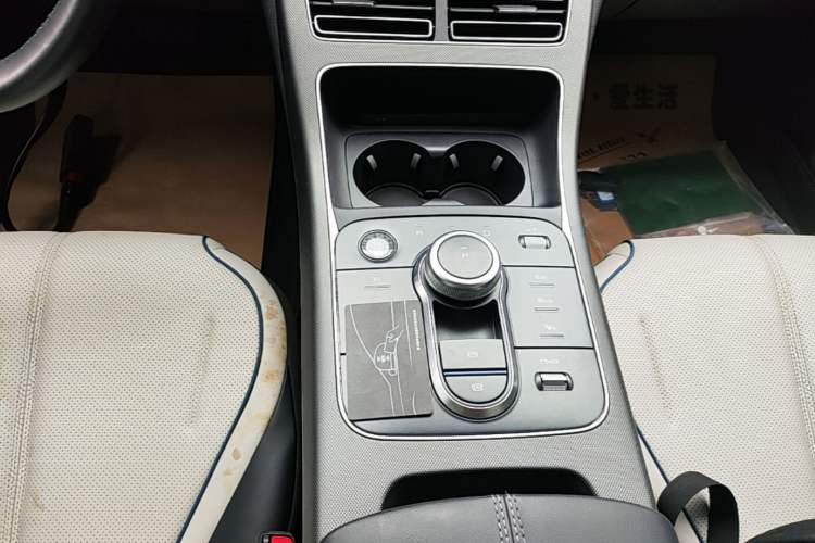 Used BYD Destroyer 05 2024 HONOR Edition DM-i 55KM Luxury Model Gear Lever