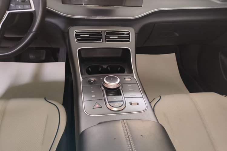 Used BYD Destroyer 05 2024 HONOR Edition DM-i 55KM Luxury Model Gear Lever