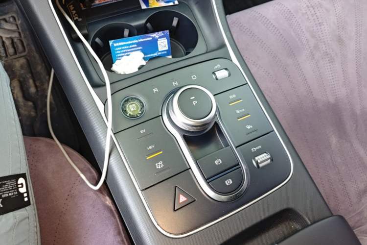 Used BYD Destroyer 05 2024 HONOR Edition DM-i 55KM Luxury Model Gear Lever