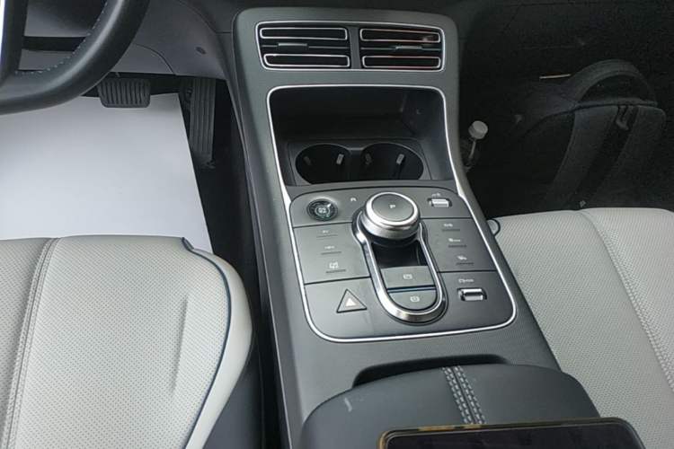 Used BYD Destroyer 05 2024 HONOR Edition DM-i 55KM Luxury Model Gear Lever
