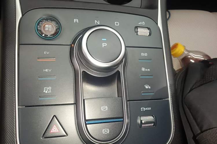 Used BYD Destroyer 05 2024 HONOR Edition DM-i 55KM Luxury Model Gear Lever