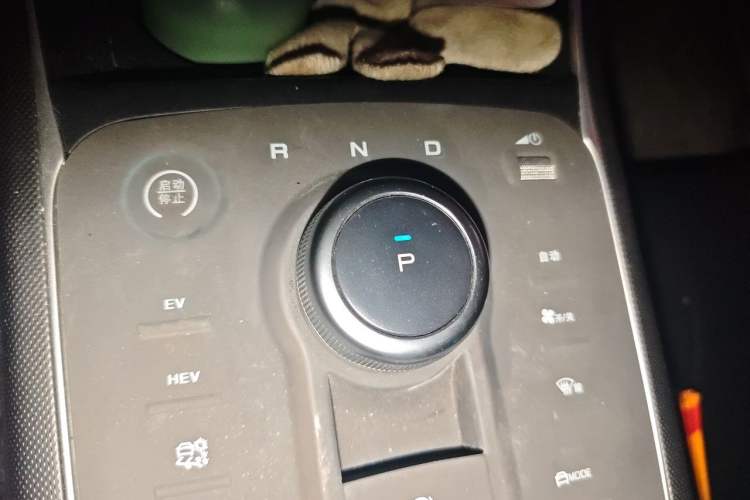 Used BYD Destroyer 05 2024 HONOR Edition DM-i 55KM Luxury Model Gear Lever