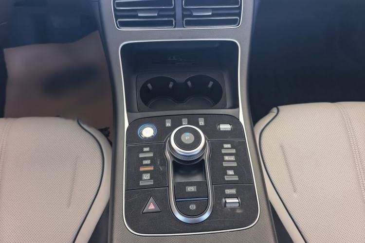 Used BYD Destroyer 05 2024 HONOR Edition DM-i 55KM Luxury Model Gear Lever